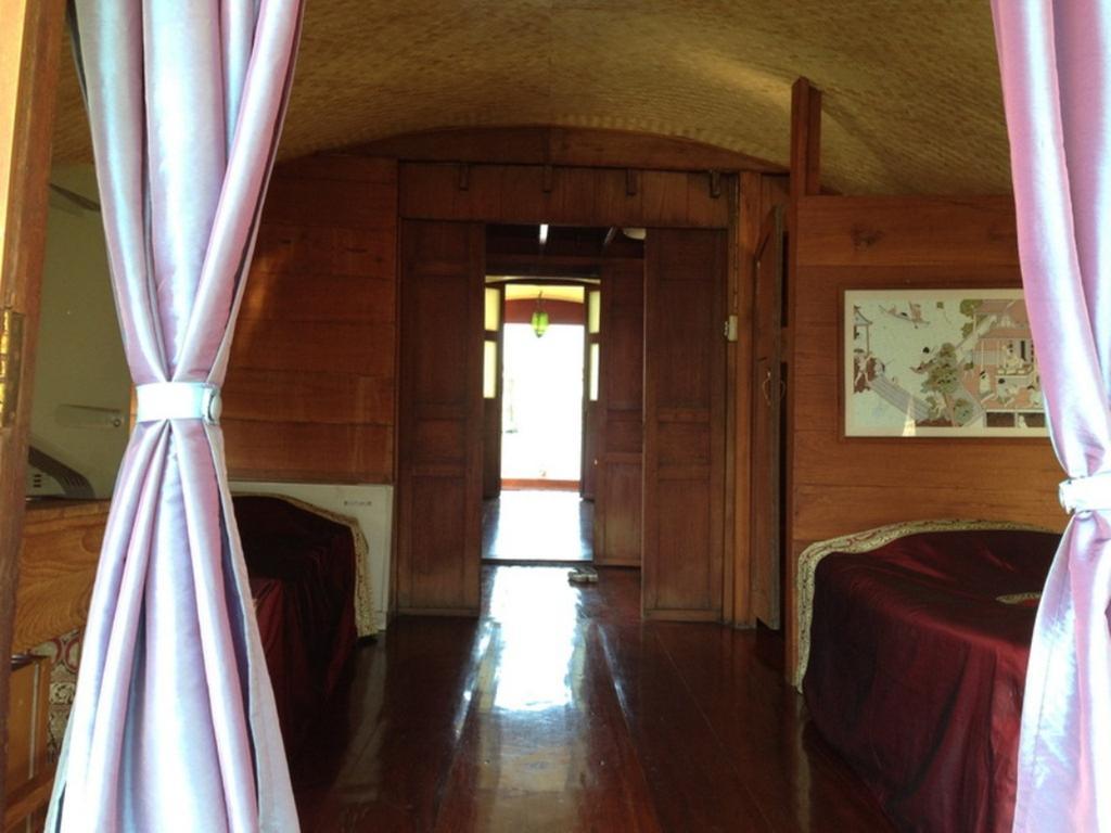 Ayothaya Riverside House Phra Nakhon Si Ayutthaya Phòng bức ảnh